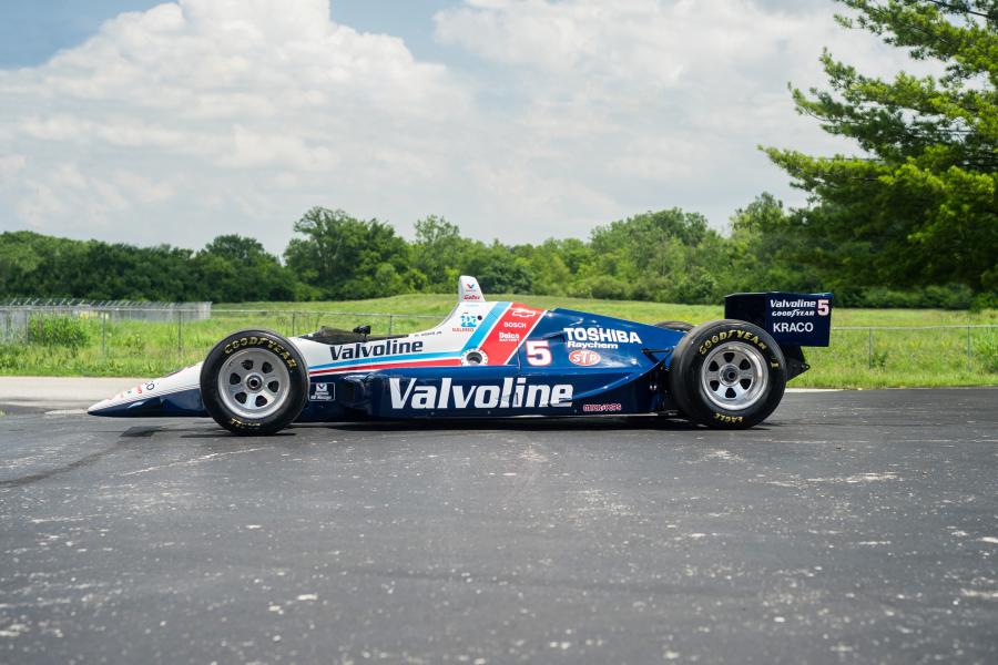  Lola T90-00 1990 года  (фото 4 из 10)